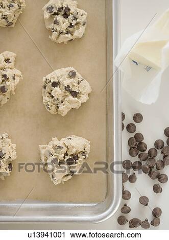 High angle view of cookie dough on sheet pan View Large Photo Image Stock Image - High angle view of cookie dough on sheet pan. Fotosearch