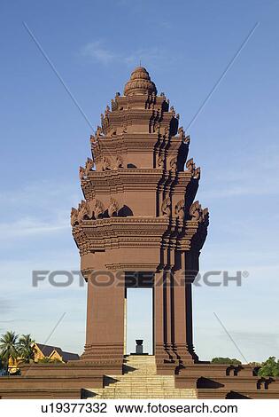 Independence Monument Phnom Penh Cambodia Kymer View Large Photo Image Stock Image - Independence Monument Phnom Penh Cambodia Kymer. Fotosearch