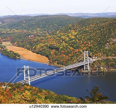 Stock Image - Bear Mountain Bridge, New York. Fotosearch