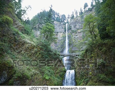 Multnomah Falls, Oregon View Large Photo Image Stock Image - Multnomah Falls, Oregon. Fotosearch