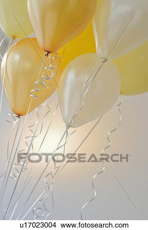 Picture - Balloon bouquet. Fotosearch