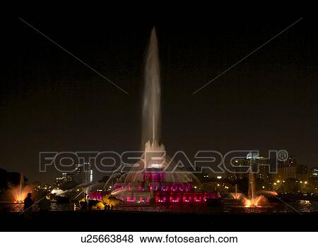 Stock Photo - Buckingham Fountain at night, Chicago. Fotosearch