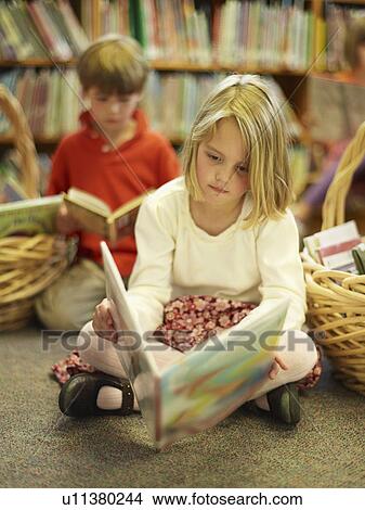 Picture - Kids in a library. Fotosearch