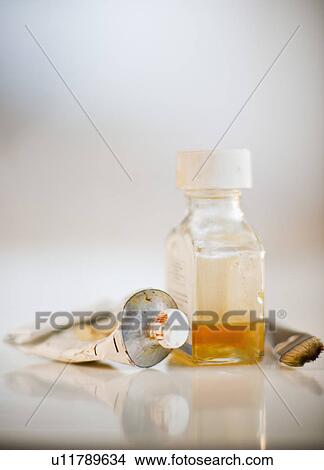 Picture - Paint supplies. Fotosearch