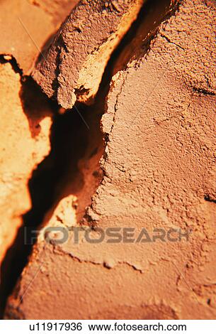 A crack in wall View Large Photo Image Stock Photograph - A crack in wall. Fotosearch