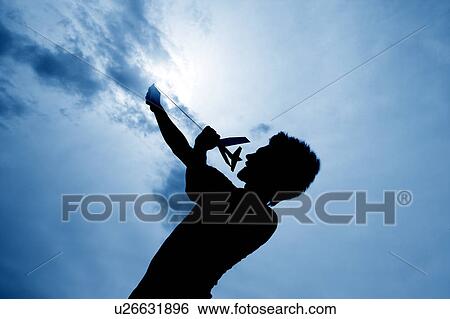 Stock Photograph - Aiming toward the sky. Fotosearch