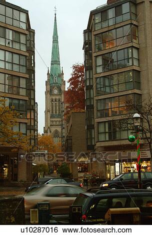 Stock Photograph - Busy downtown. Fotosearch