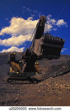 Drag line in open pit mine View Large Photo Image Stock Image - Drag line in open pit mine. Fotosearch