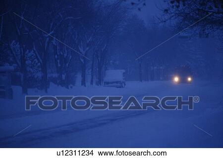 Picture - Driving in winter. Fotosearch