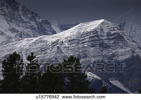 Stock Image - Mountain range. Fotosearch
