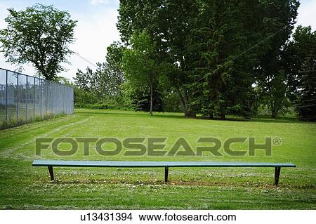 Picture - Park with a long bench. Fotosearch