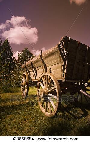 Picture - Conestoga wagon. Fotosearch