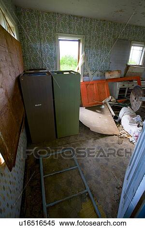 Stock Photography - Abandoned home. Fotosearch