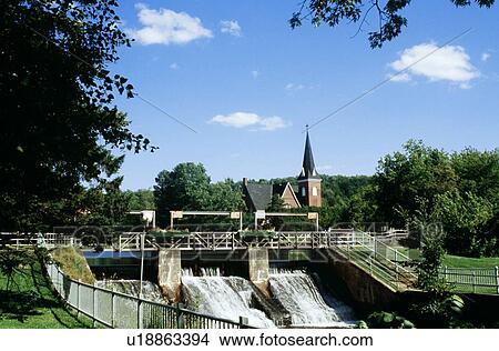 Picture - Bridge over a dam, Knowlton, Quebec. Fotosearch