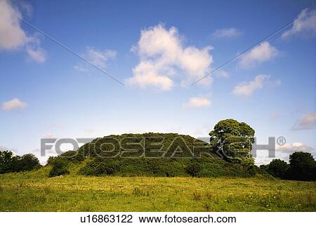 Co Meath, Dowth Passage Tomb, Ireland View Large Photo Image Stock Image - Co Meath, Dowth Passage Tomb, Ireland. Fotosearch