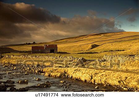 Shed in the Yorkshire Dales, England View Large Photo Image Picture - Shed in the Yorkshire Dales, England. Fotosearch