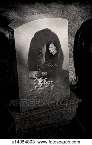 Tombstone of an addict View Large Photo Image Stock Image - Tombstone of an addict. Fotosearch