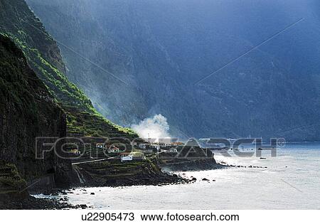 Stock Image - The Atlantic ocean in Madeira, Portugal. Fotosearch