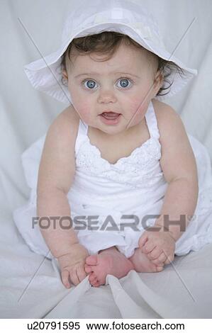 baby girl white hat