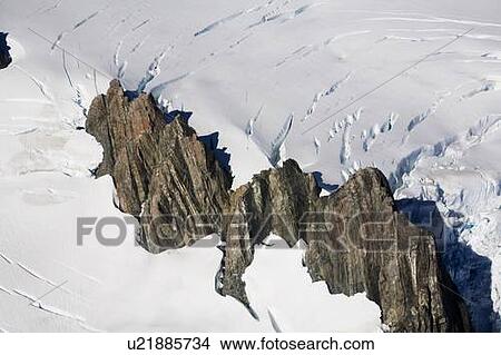 Picture - Franz Josef Glacier, New Zealand. Fotosearch