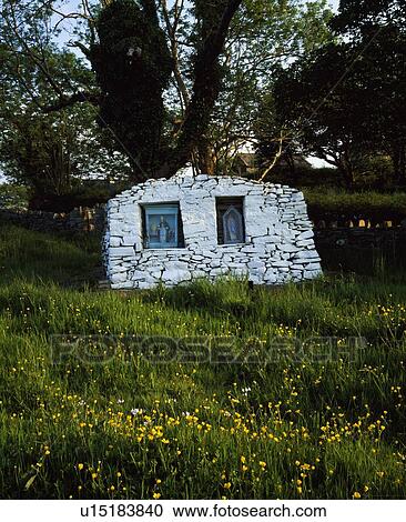 Kilshanny Holy Well, near Ennistymon, Co Clare, Ireland View Large Photo Image Stock Image - Kilshanny Holy Well, near Ennistymon, Co Clare, Ireland. Fotosearch