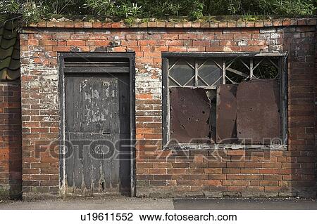 Old Building, Southwell, Nottinghamshire, England View Large Photo Image Stock Image - Old Building, Southwell, Nottinghamshire, England. Fotosearch
