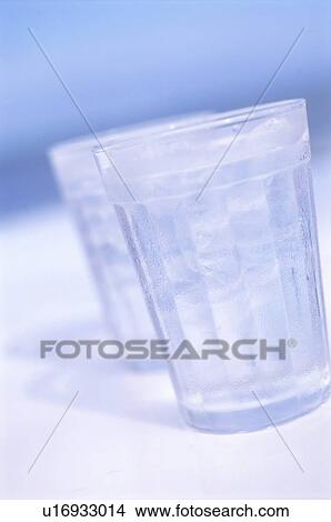 Picture - Glasses of water, close up. Fotosearch