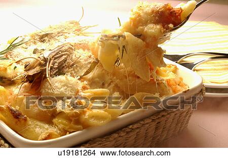 Picture - Seafood gratin. Fotosearch