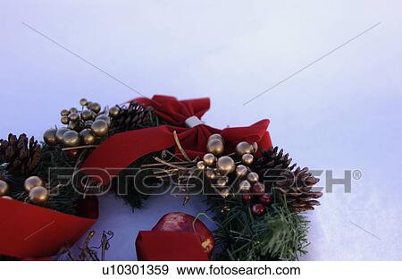 Stock Photo - Wreath. Fotosearch