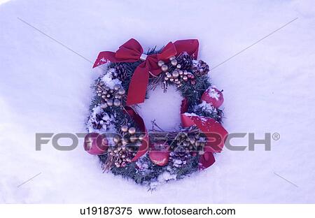 Wreath View Large Photo Image Stock Photography - Wreath. Fotosearch