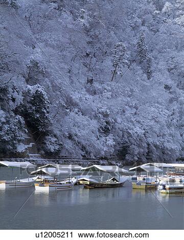 Stock Image - Snow covered landscape in Arashiyama, Kyoto, Japan. Fotosearch