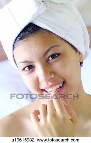 Young Adult, One Young Woman Only, Looking At Camera, Beauty, One Person, Towel View Large Photo Image Stock Image - Young Adult, One Young Woman Only, Looking At Camera, Beauty, One Person, Towel. Fotosearch