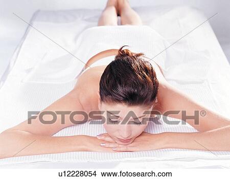 Picture - Bodycare & Make Up, Close-Up, Bodycare, Beauty Care, Body Care. Fotosearch