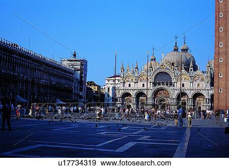 Stock Photo - square, European, tourist attraction, building, Europe, architecture. Fotosearch