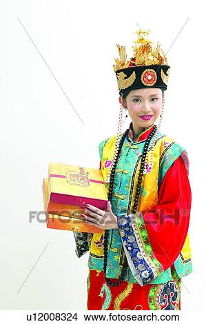 Picture - Headdress, Asian Ethnicity, Beauty, Gift. Fotosearch