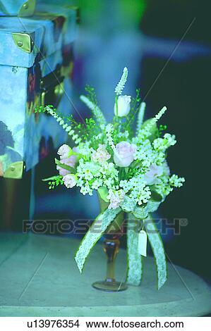 Picture - flower, object, life, plant, decoration, vase. Fotosearch