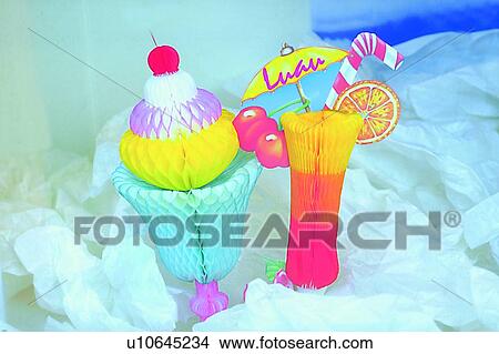 Picture - paper, ice cream, straw, dessert, food, juice, cheery. Fotosearch