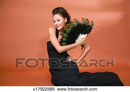 Happiness Medium Length Hair Evening Gown Evening Wear Sitting