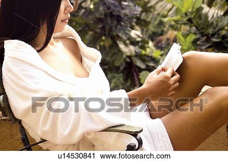 Stock Image - Relaxation, Pampering, Luxury, Black Hair, One Young Woman Only, Asian Ethnicity. Fotosearch