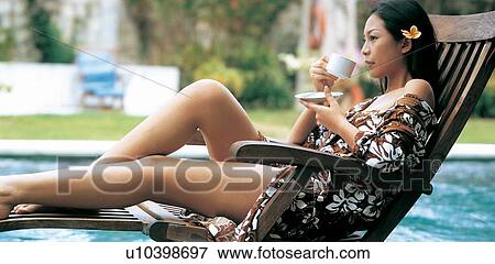 Stock Photo - Young Adult, Well-Being, Beauty Treatment, Beauty, Asian Ethnicity. Fotosearch