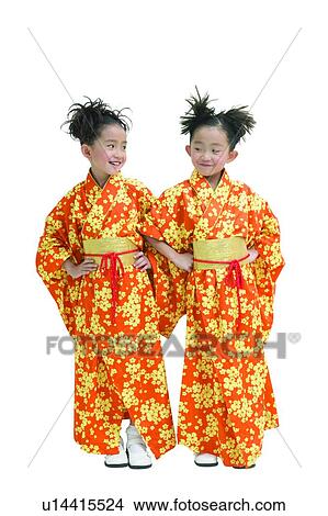 Picture - Innocence, Asian Ethnicity, Traditional Culture, Smiling, Sibling, Chinese Ethnicity. Fotosearch