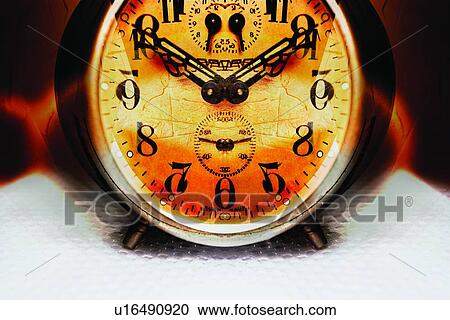 Stock Image - Minute Hand, Concepts, Indoor, Reflection, Focus On Foreground. Fotosearch