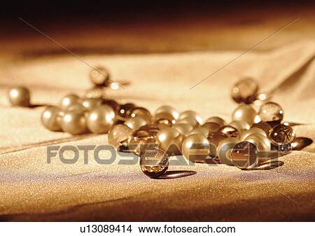Picture - close-up, still life, beauty, her things. Fotosearch