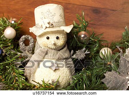 Picture - Christmas Décor, Celebrations, Décor, Christmas, Christmas Decoration, Christmas Ornament, Close-Up. Fotosearch