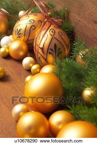 Stock Image - Christmas Décor, Celebrations, Décor, Christmas, Christmas Decoration, Christmas Ornament, Close-Up. Fotosearch