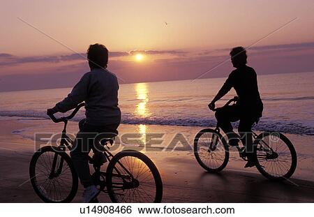 beach riding bikes