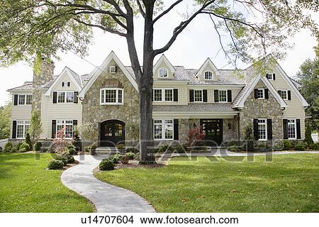 Picture - House and front yard, Chatham, New Jersey, USA. Fotosearch