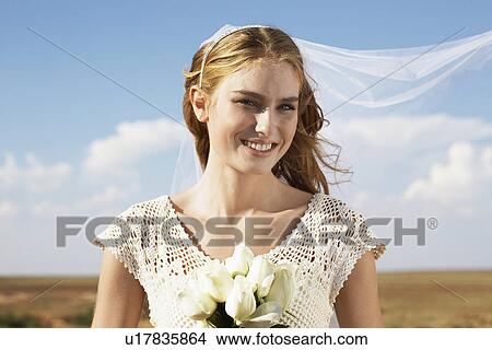 Picture - Bride in desert, Arizona, USA. Fotosearch