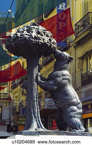 Urban, Urban details, Typical, madrid, Monument, Bear, Strawberry tree View Large Photo Image Stock Photo - Urban, Urban details, Typical, madrid, Monument, Bear, Strawberry tree. Fotosearch