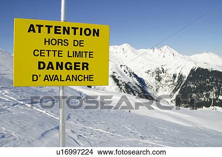 Picture - Snow, Snowy, Winter, Snow details, Mountain, Mountains, Sunny. Fotosearch
